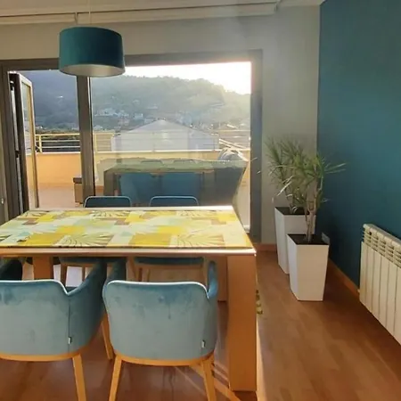 Apartamento ático Exclusivo Centro, 50m Playa Bueu